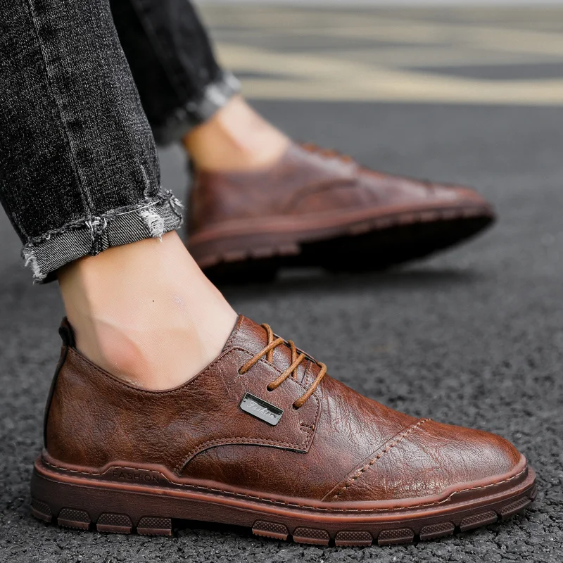 Casual New Men Handmade Leather Shoes Luxury Brand Men's Loafers Fashion Non-slip Black Flat Moccasins Men Sneakers
Casual New Men Handmade Leather Shoes Luxury Brand Men's Loafers Fashion Non-slip Black Flat Moccasins Men Sneakers
