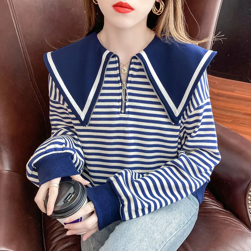Hoodies Sweatshirts Zipped Woman Fashion Striped Blue Black Gray Pink Autumn Winter fleece Hip Hop Hoody Female Brand Casual Top
Hoodies Sweatshirts Zipped Woman Fashion Striped Blue Black Gray Pink Autumn Winter fleece Hip Hop Hoody Female Brand Casual Top