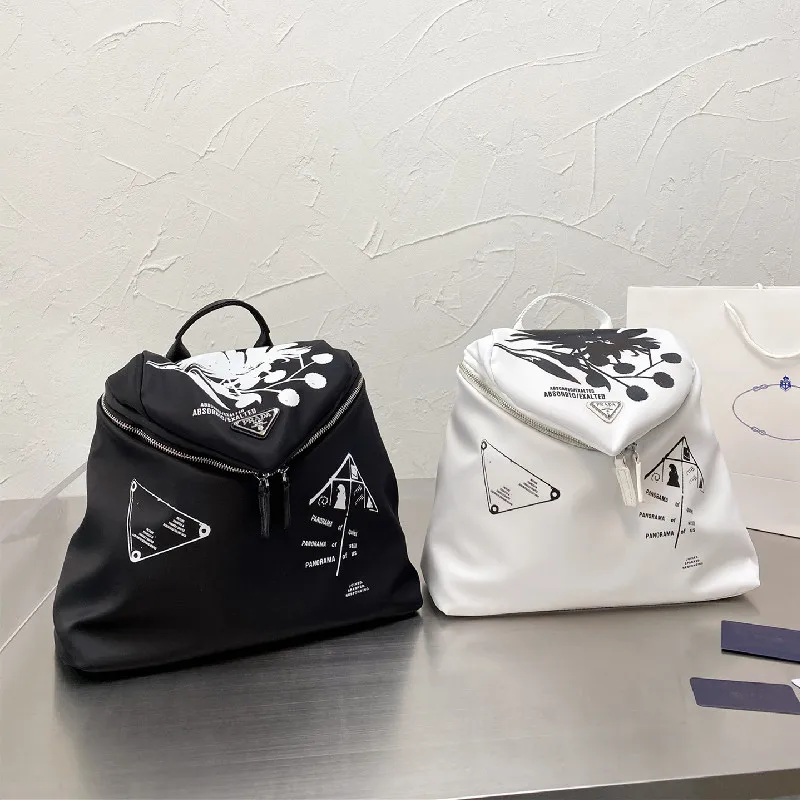 2021 new Book Tote series backpacks Designer bag printing satchel luxury brand sac de luxe femme mochila bolso mujer sac a dos
2021 new Book Tote series backpacks Designer bag printing satchel luxury brand sac de luxe femme mochila bolso mujer sac a dos