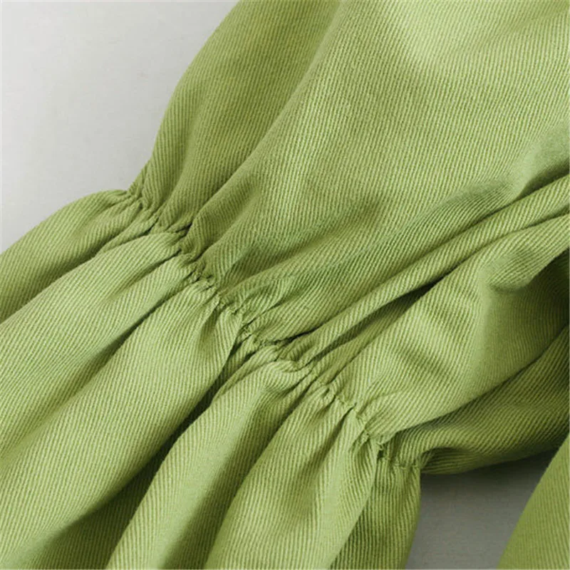 Women Vogue Green Crop Tops Square Collar Puff Sleeve Stretchy Short Blouse 2020 Elegant Female Casual Tops
Women Vogue Green Crop Tops Square Collar Puff Sleeve Stretchy Short Blouse 2020 Elegant Female Casual Tops