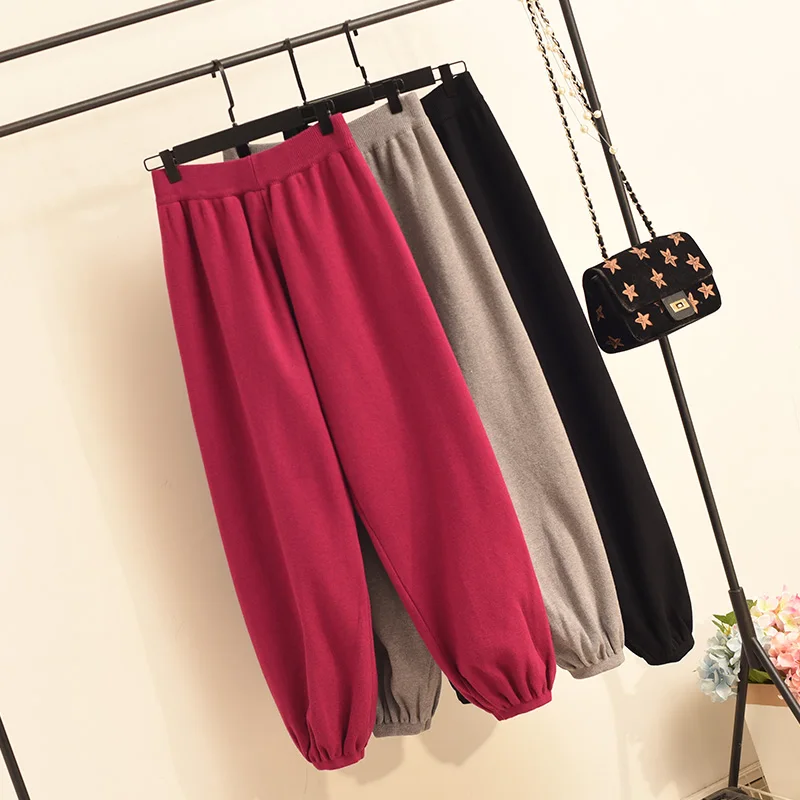 Female Bloomers 2021 New Spring Autumn Winter Lazy Wind Loose Turnip Casual Retro Harem Pants Solid Color Double Pocket
Female Bloomers 2021 New Spring Autumn Winter Lazy Wind Loose Turnip Casual Retro Harem Pants Solid Color Double Pocket