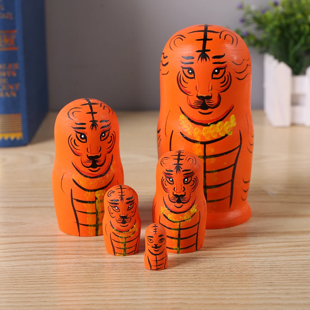 Wooden Matryoshka Dolls Toys Hand-painted Collection Russian Nesting Doll for Kid Children Festival Birthday Supplies 
Wooden Matryoshka Dolls Toys Hand-painted Collection Russian Nesting Doll for Kid Children Festival Birthday Supplies