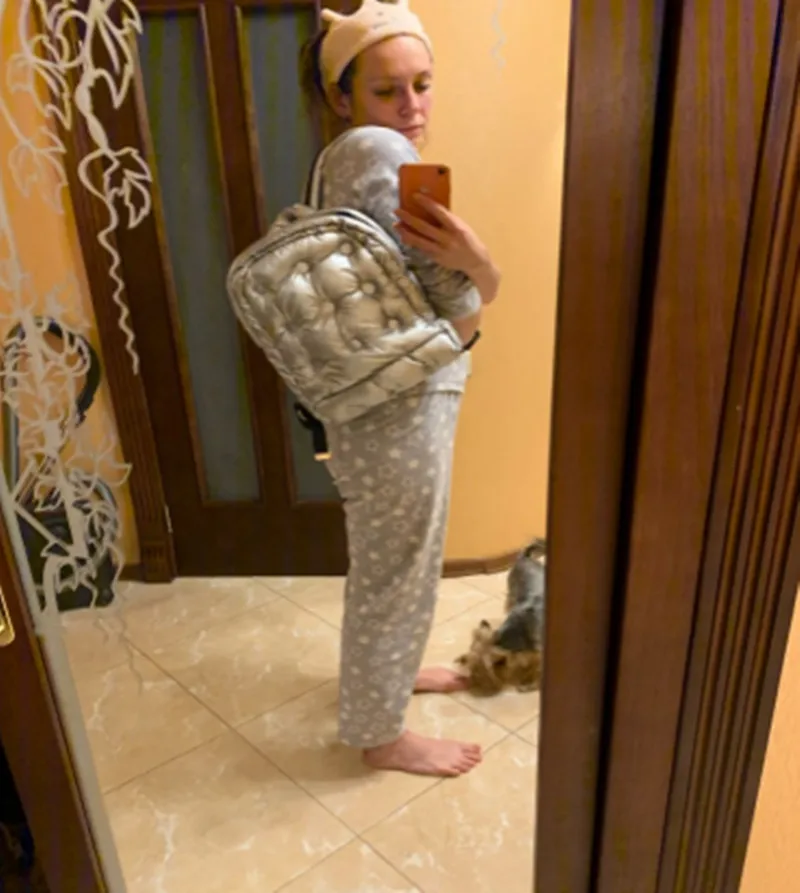 2021 autumn and winter new Korean boom fashion space cotton air bag Unisex Large Capacity waterproof business Backpack 
2021 autumn and winter new Korean boom fashion space cotton air bag Unisex Large Capacity waterproof business Backpack