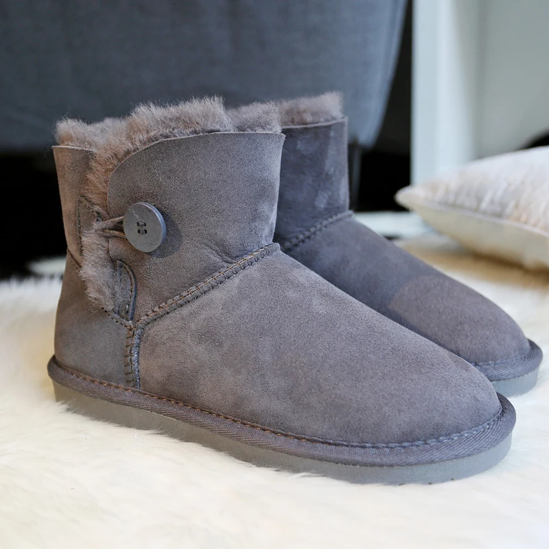 2019 winter sheep fur one snow boots female large size leather short boots flat bottom non-slip warm snow cotton shoes
2019 winter sheep fur one snow boots female large size leather short boots flat bottom non-slip warm snow cotton shoes