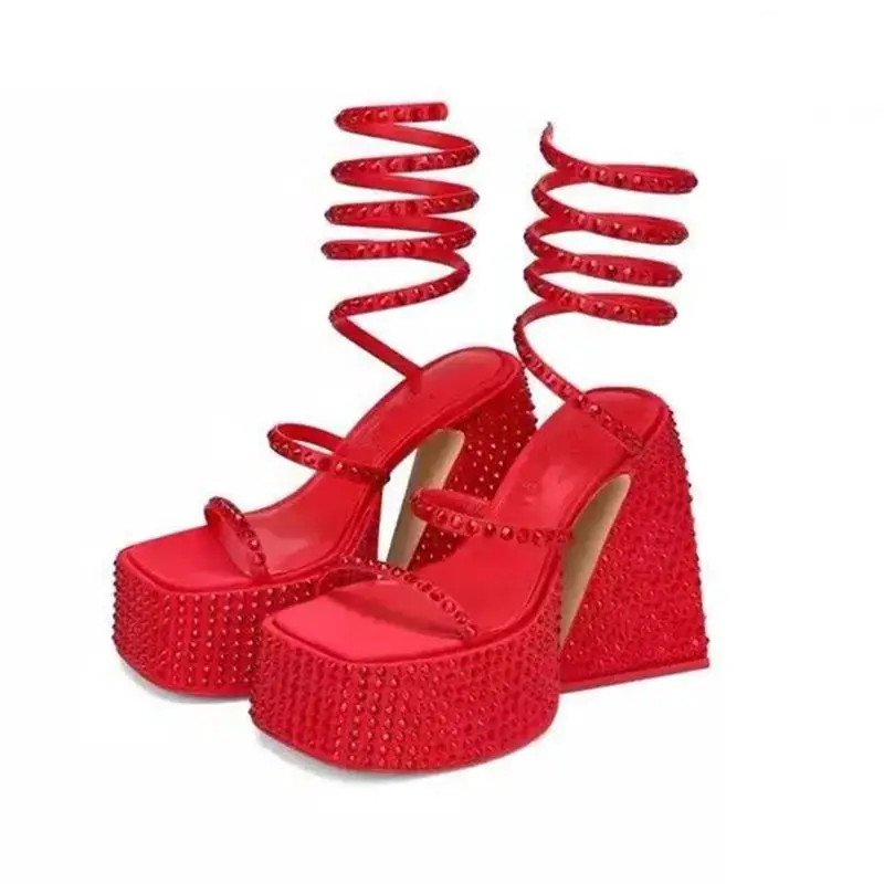 New Women Shiny Full Drill Rhinestone Sandals Special-Shaped Thick Bottom Winding Square Head Wedding Fish Mouth Shoes Big Size
New Women Shiny Full Drill Rhinestone Sandals Special-Shaped Thick Bottom Winding Square Head Wedding Fish Mouth Shoes Big Size