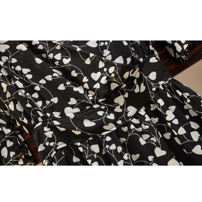 Autumn Women Plus Size XL-5XL Ladies Short Sleeve Shirt Dress Floral Print Robe Knee-length Dress For Spring D12101X
Autumn Women Plus Size XL-5XL Ladies Short Sleeve Shirt Dress Floral Print Robe Knee-length Dress For Spring D12101X