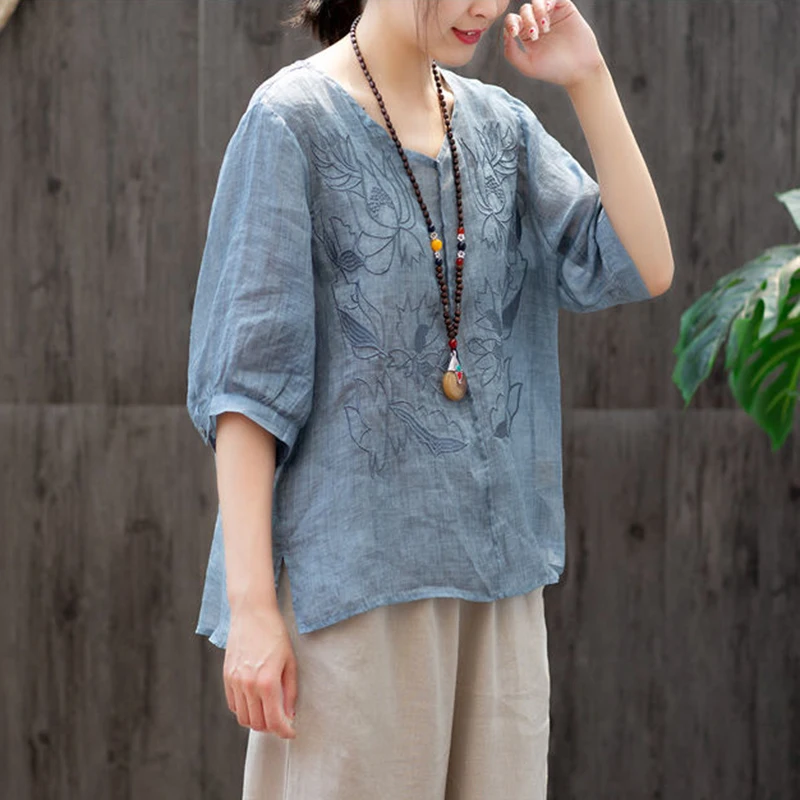 Summer Arts Style Women Half Sleeve Loose V-neck Tee Shirt Femme Tops Vintage Embroidery Cotton Linen T-shirt Plus size M116
Summer Arts Style Women Half Sleeve Loose V-neck Tee Shirt Femme Tops Vintage Embroidery Cotton Linen T-shirt Plus size M116