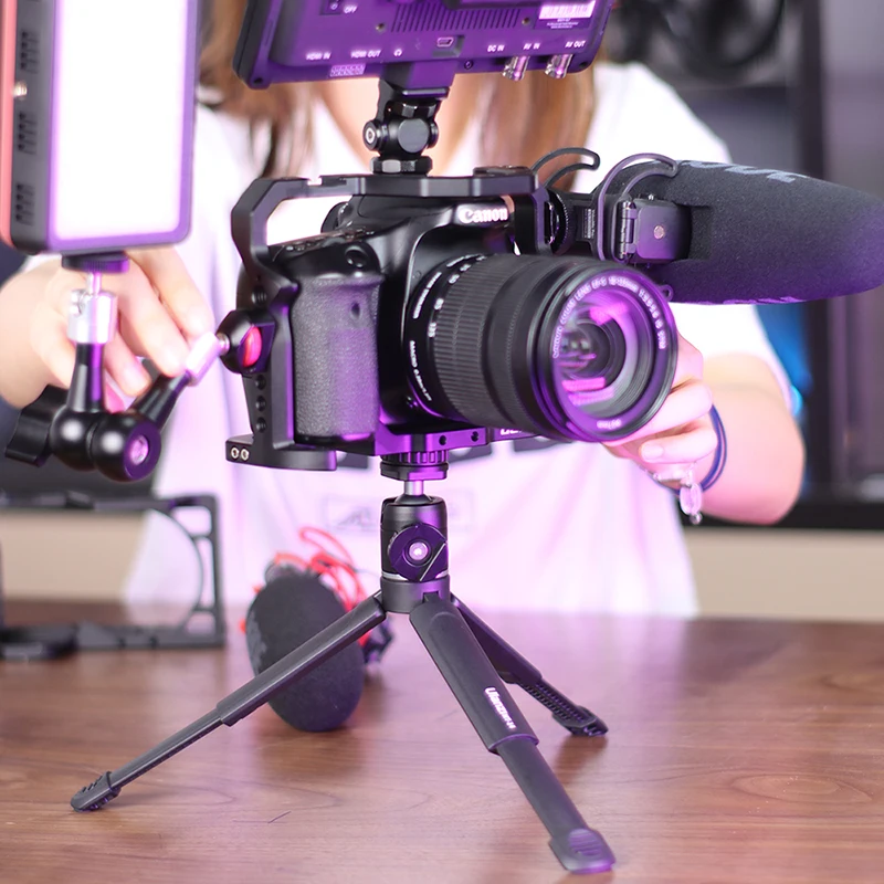 Ulanzi U-Vlog lite Extendable Dual Cold Shoe 360degree Ball Head Mini Tripod Selfie Stick for Camera iPhone Android Monopod DSLR
Ulanzi U-Vlog lite Extendable Dual Cold Shoe 360degree Ball Head Mini Tripod Selfie Stick for Camera iPhone Android Monopod DSLR