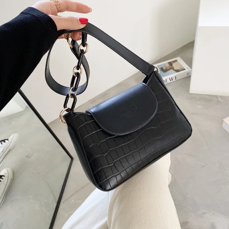 Spring and Summer Stone Pattern Small Bag Female2021new Chain Solid Color One-shoulder Messenger Bag Fashion Casual Underarm Bag
Spring and Summer Stone Pattern Small Bag Female2021new Chain Solid Color One-shoulder Messenger Bag Fashion Casual Underarm Bag