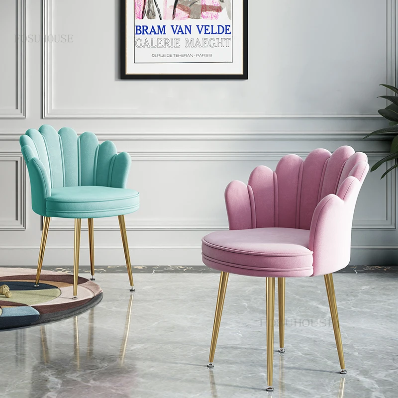 Nordic Home Restaurant Back Dining Chair for Study Bedroom Designer Dressing Chairs Simple Living Room Balcony Cafe Makeup Chair
Nordic Home Restaurant Back Dining Chair for Study Bedroom Designer Dressing Chairs Simple Living Room Balcony Cafe Makeup Chair