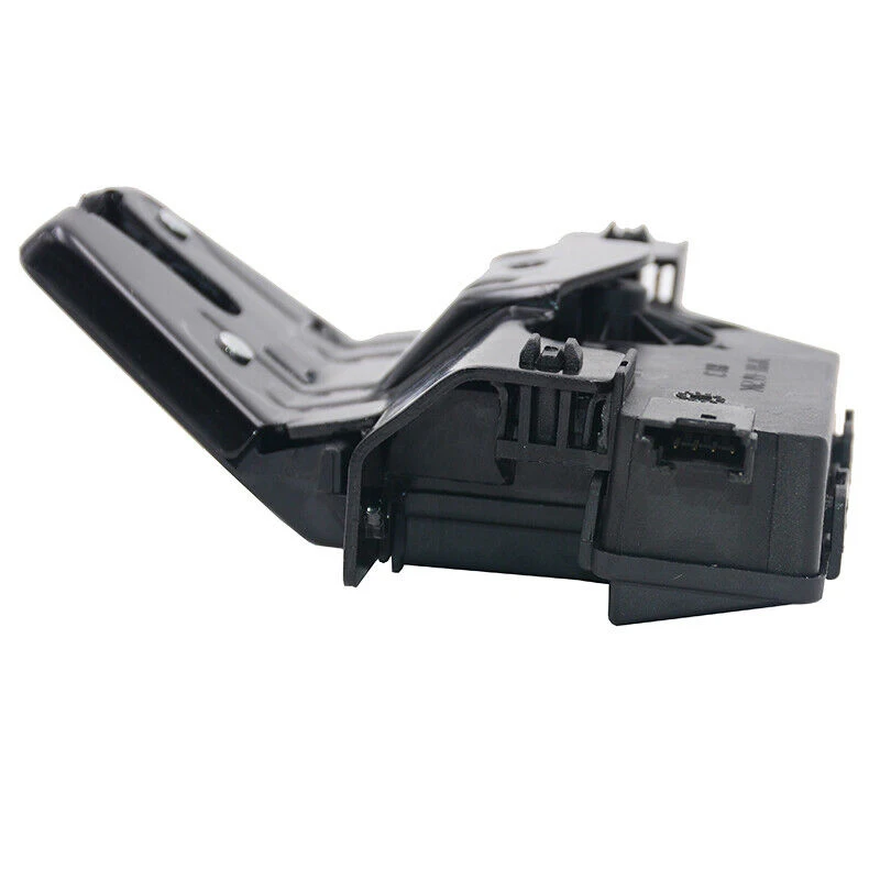 Trunk Lid Latch Rear Trunk Lock Actuator 51247840617 for BMW E46 E60 E63 525I 525Xi 530I 2004-2007
Trunk Lid Latch Rear Trunk Lock Actuator 51247840617 for BMW E46 E60 E63 525I 525Xi 530I 2004-2007