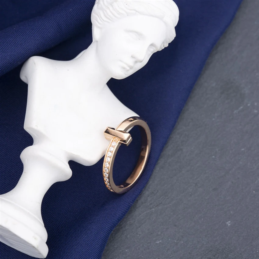 Women's 925T ring rose gold letter cross thick gold micro inlaid zircon T ring ring 
Women's 925T ring rose gold letter cross thick gold micro inlaid zircon T ring ring