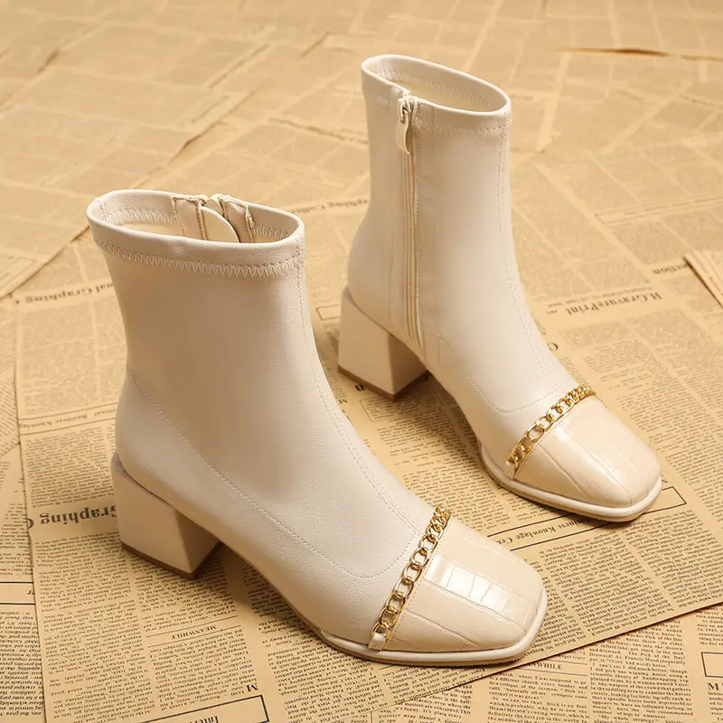 2021 Winter New New Skinny Women's Boots Square Toe High Heel Chunky Heel Martin Boots Fleece-Lined Chain Toe Holder Texture
2021 Winter New New Skinny Women's Boots Square Toe High Heel Chunky Heel Martin Boots Fleece-Lined Chain Toe Holder Texture