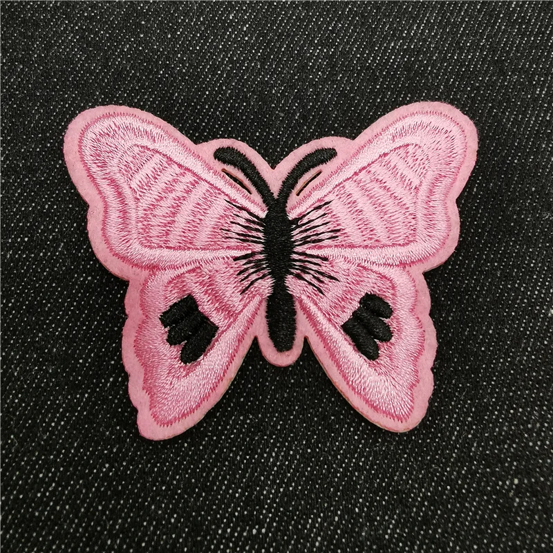 Fashion Cartoon Sticker Cute Dinosaur Iron-on transfers for Shirt Embroidered Badges Punk Pink Sewing Supplies Decorative Stripe
Fashion Cartoon Sticker Cute Dinosaur Iron-on transfers for Shirt Embroidered Badges Punk Pink Sewing Supplies Decorative Stripe