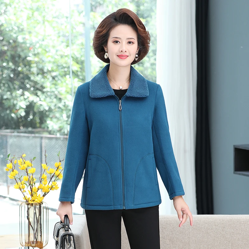 5XL Middle-aged Elderly Women's Coat 2022 Winter Plus Velvet Turn down Collar Cotton Jacket Loose Female Hooded Jacket
5XL Middle-aged Elderly Women's Coat 2022 Winter Plus Velvet Turn down Collar Cotton Jacket Loose Female Hooded Jacket