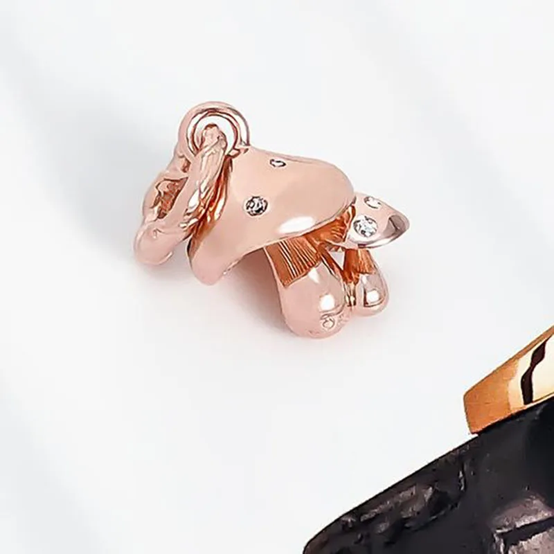 100% 925 Sterling Silver Charm Rose Gold Sparkle Mushroom Pendant Fit Pandora Women Bracelet & Necklace Diy Jewelry
100% 925 Sterling Silver Charm Rose Gold Sparkle Mushroom Pendant Fit Pandora Women Bracelet & Necklace Diy Jewelry
