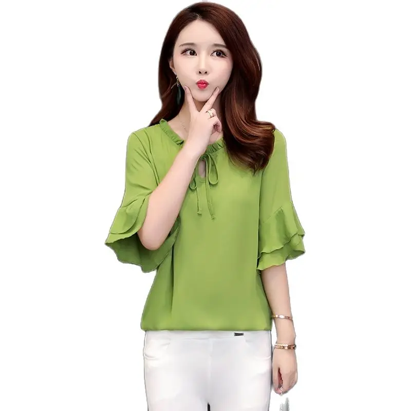 Plus Size L-6XL Women Chiffon Blouse Summer 2021 New Fashion Lacing Ruffle Short-sleeve Pullovers Loose Mid-long Tops Female 
Plus Size L-6XL Women Chiffon Blouse Summer 2021 New Fashion Lacing Ruffle Short-sleeve Pullovers Loose Mid-long Tops Female
