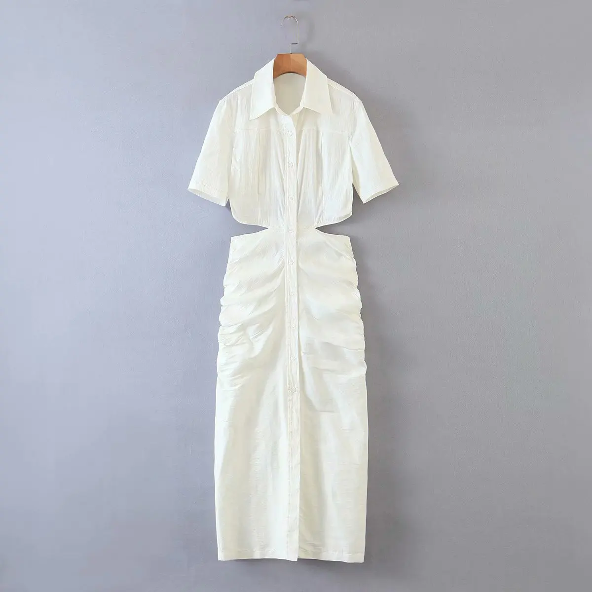 Summer women's European and American holiday style collar short sleeves exposed waist design shirt-style long skirt dress woman
Summer women's European and American holiday style collar short sleeves exposed waist design shirt-style long skirt dress woman