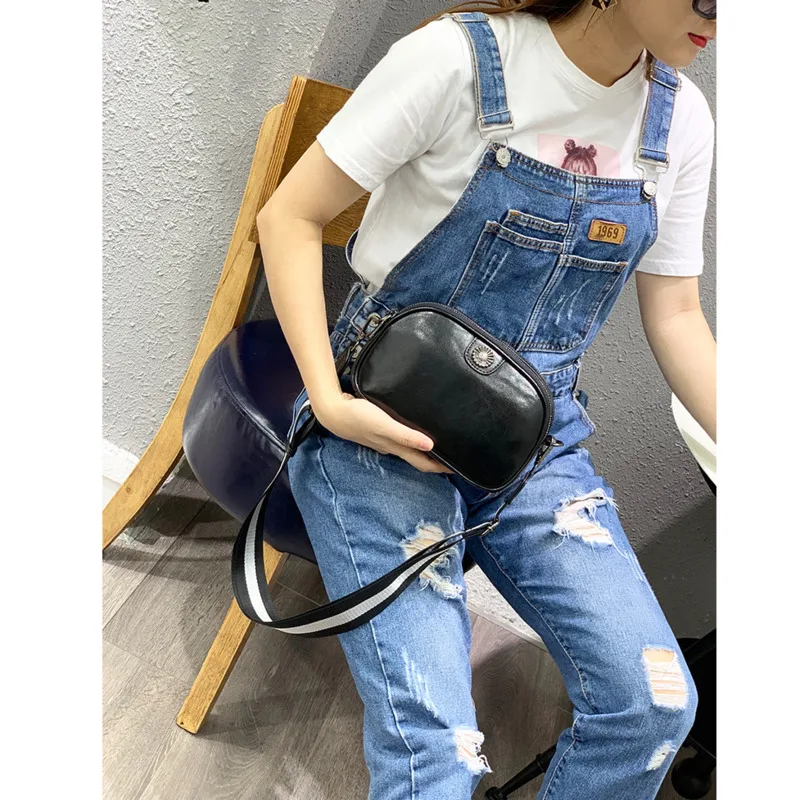 Vintage High Quality Leather Shoulder Bags For Women Versatile Female Handbag Fashion Crossbody Bags Wide Strap Lady Small Totes
Vintage High Quality Leather Shoulder Bags For Women Versatile Female Handbag Fashion Crossbody Bags Wide Strap Lady Small Totes