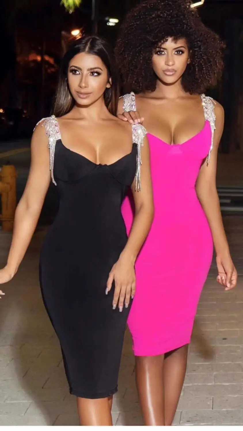 High Quality Sexy Fashion Spaghetti Strap Blackless Seveless Black Pink Diamonds Tassel Rayon Bandage Dress Elegant Cocktail Par
High Quality Sexy Fashion Spaghetti Strap Blackless Seveless Black Pink Diamonds Tassel Rayon Bandage Dress Elegant Cocktail Par
