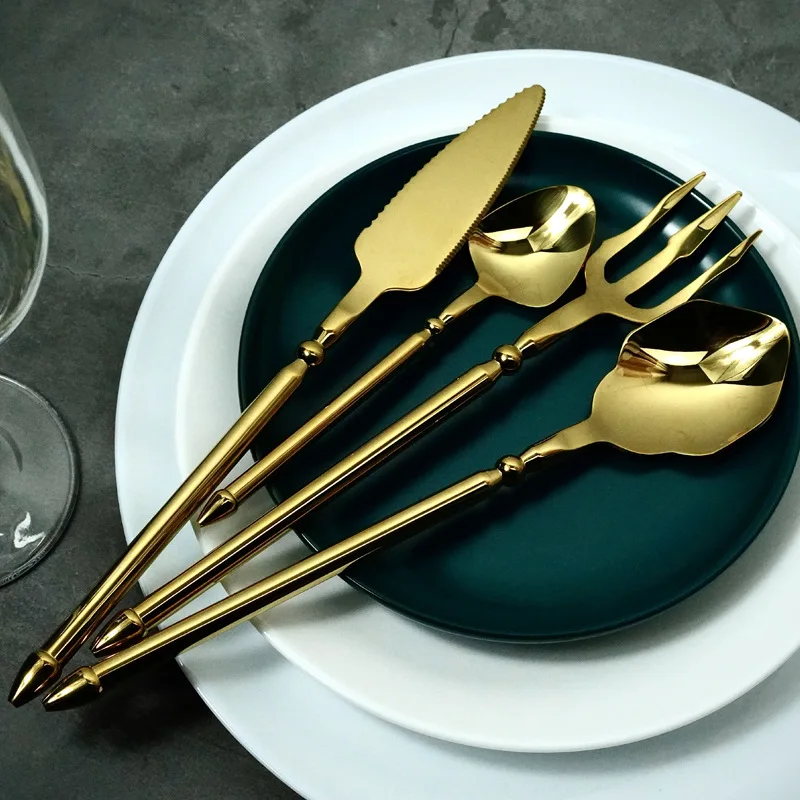 304 stainless steel cutlery set Western steak mirror polished meticulous craftsmanship fine texture tableware
304 stainless steel cutlery set Western steak mirror polished meticulous craftsmanship fine texture tableware