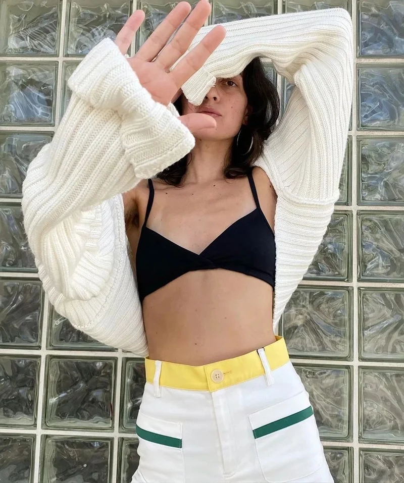 Spring Cottagecore Ladies Outer Shawl Loose Knit Bat Sleeves European and American Knitted Autumn Cardigan Sweater Women 2021
Spring Cottagecore Ladies Outer Shawl Loose Knit Bat Sleeves European and American Knitted Autumn Cardigan Sweater Women 2021