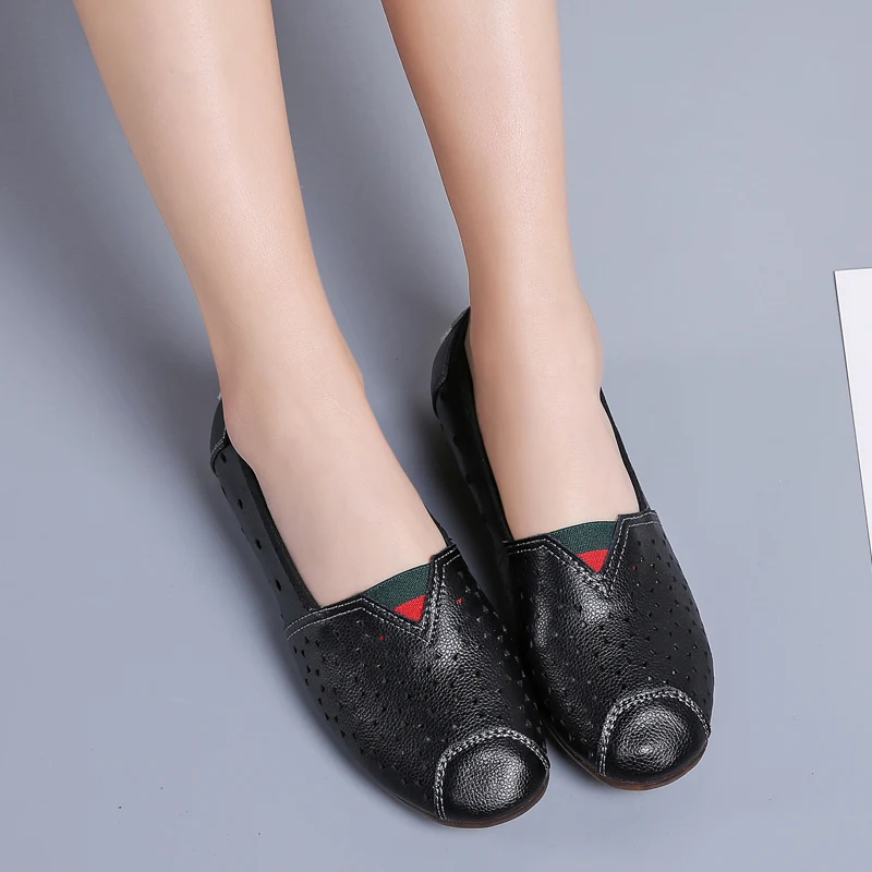 Women Flat Platform Shoes Summer Cut Out New Leather Suede Moccasins Shoes Ladies Wedge Casual Shoes Slip on Woman Flats 
Women Flat Platform Shoes Summer Cut Out New Leather Suede Moccasins Shoes Ladies Wedge Casual Shoes Slip on Woman Flats