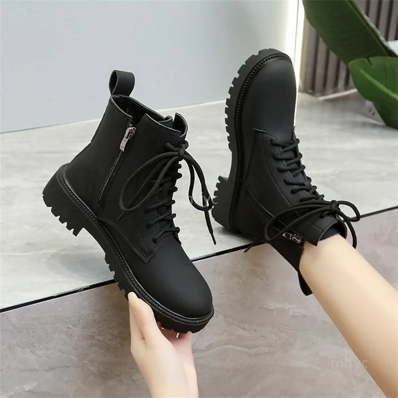 Martin boots female British style autumn 2021 new fashion thick-soled street motorcycle short boots children shoes for women
Martin boots female British style autumn 2021 new fashion thick-soled street motorcycle short boots children shoes for women