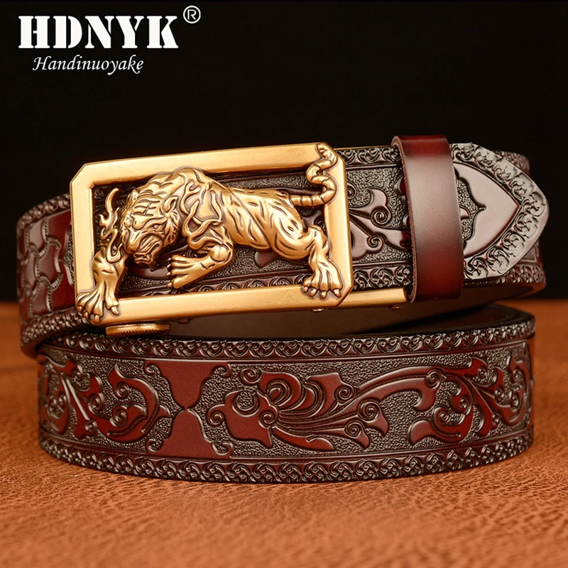 New Arrivel Tigger Buckle with Tang Grass Pattern Leather Belt for Men Work of Art Belt Automatic Buckle
New Arrivel Tigger Buckle with Tang Grass Pattern Leather Belt for Men Work of Art Belt Automatic Buckle