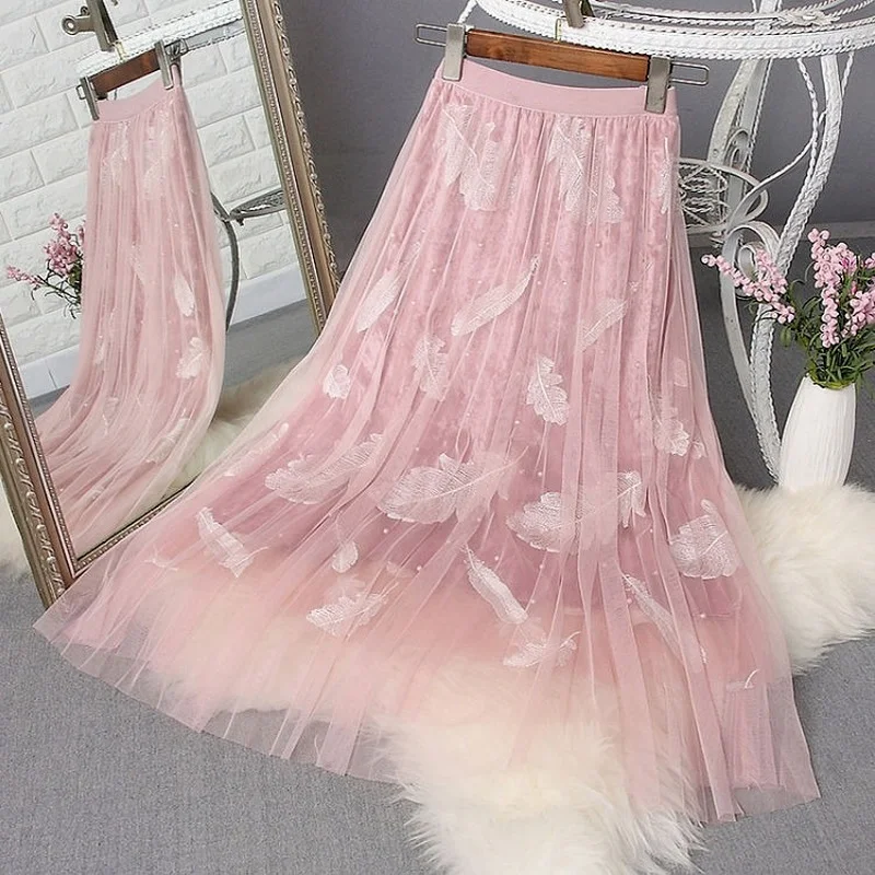 Beaded Feather Embroidery Women Mesh Skirts Sumemr New 2021 Solid A-Line Knee-Length Elegant Female Skirts Clothing Top Quality
Beaded Feather Embroidery Women Mesh Skirts Sumemr New 2021 Solid A-Line Knee-Length Elegant Female Skirts Clothing Top Quality