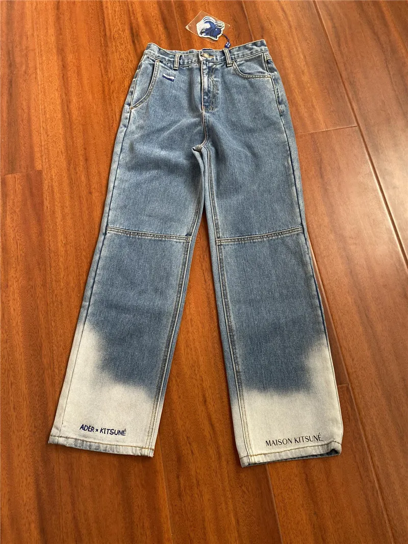 FOX Adererror *Maison Kitsune Jeans Men Women High Quality Embroidery Straight Trousers Adererror *Kitsune Casual Denim Pants
FOX Adererror *Maison Kitsune Jeans Men Women High Quality Embroidery Straight Trousers Adererror *Kitsune Casual Denim Pants