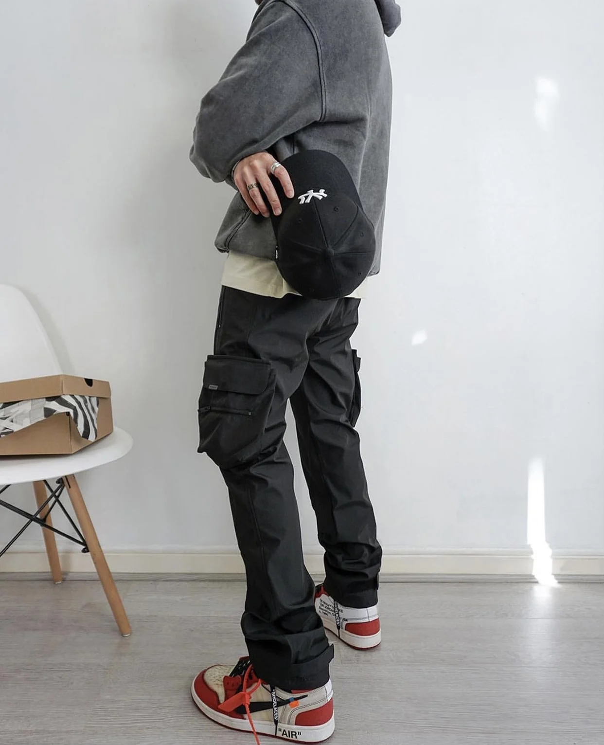 2021ss Represent Overalls Pants Removable Pocket Cargo Casual Pants Vintage Drawstring Loose Trousers
2021ss Represent Overalls Pants Removable Pocket Cargo Casual Pants Vintage Drawstring Loose Trousers