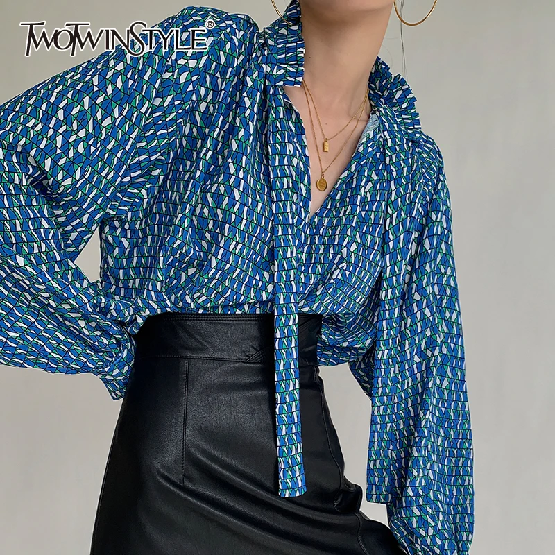 TWOTWINSTYLE Print Colorblock Blouse Shirts For Female Lapel Collar Long Sleeve High Waist Loose Women's Vintage Shirt New
TWOTWINSTYLE Print Colorblock Blouse Shirts For Female Lapel Collar Long Sleeve High Waist Loose Women's Vintage Shirt New