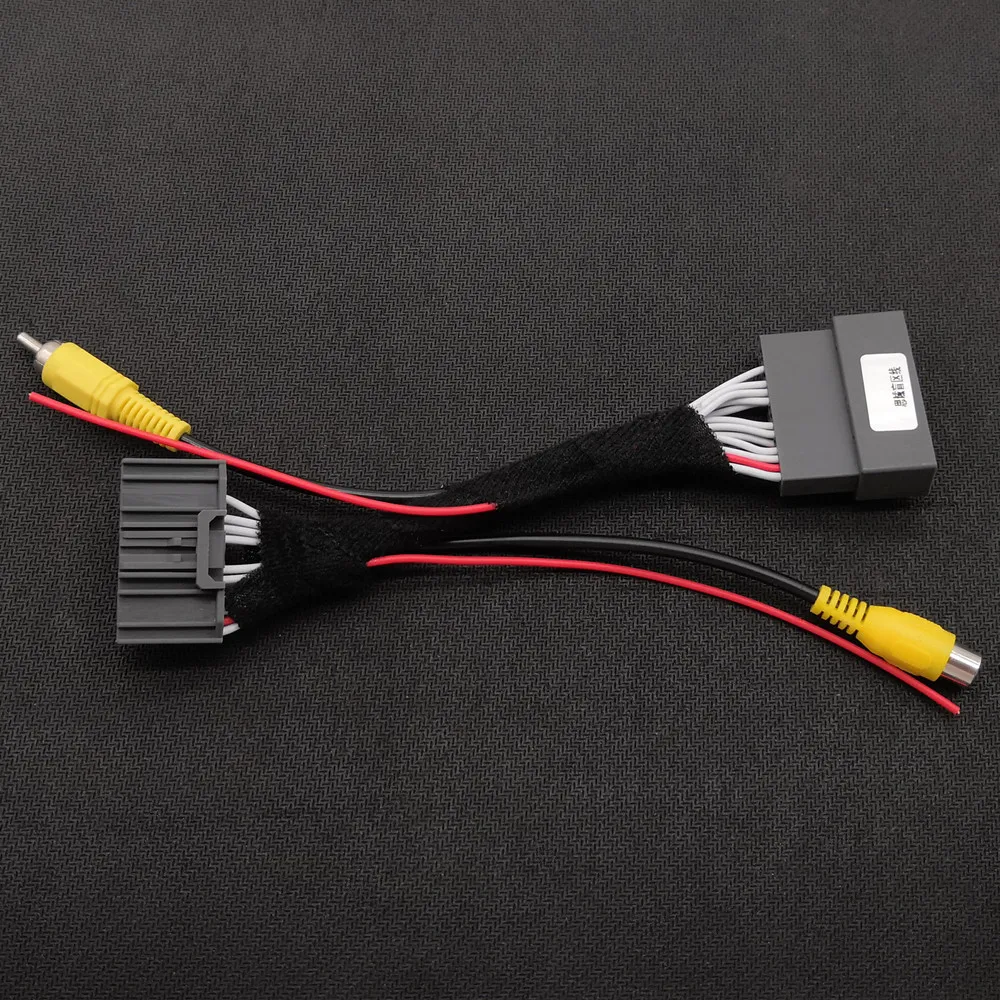 32Pin Original Video Input Switch Rear Camera RCA Adapter Cable For Acura CDX Honda Civic 10th Avancier UR-V High-level 
32Pin Original Video Input Switch Rear Camera RCA Adapter Cable For Acura CDX Honda Civic 10th Avancier UR-V High-level