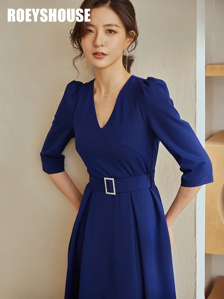 intellectual V-neck dress 2021 early autumn new temperament treasure blue 7-sleeve lace up mid length skirt
intellectual V-neck dress 2021 early autumn new temperament treasure blue 7-sleeve lace up mid length skirt