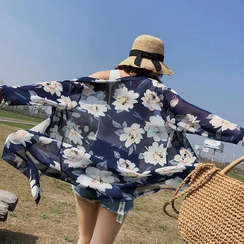 Summer Women's Blouse Mid-Length Chiffon Print Blue Begonia Sun Protection Clothing Seven-Point Sleeve College Cardigan One Size
Summer Women's Blouse Mid-Length Chiffon Print Blue Begonia Sun Protection Clothing Seven-Point Sleeve College Cardigan One Size