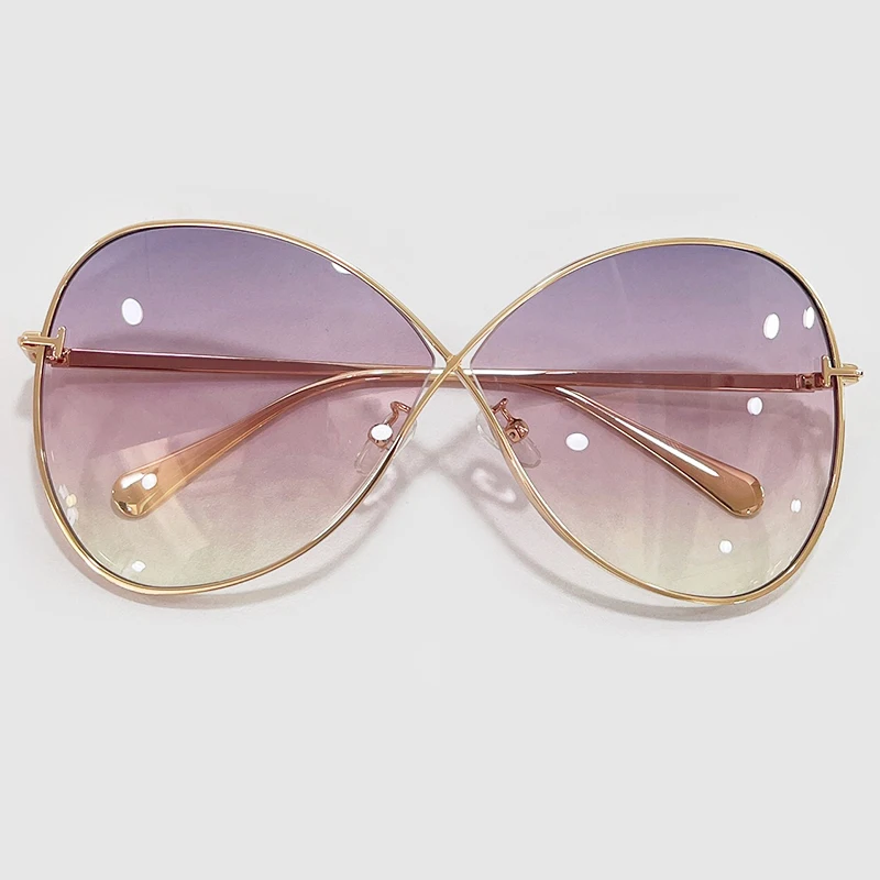 High Quality Oversized Sunglasses Women Men 2021 Fashion Luxury Brand Round Sun Glasses for Women UV400 Lentes De Sol Mujer
High Quality Oversized Sunglasses Women Men 2021 Fashion Luxury Brand Round Sun Glasses for Women UV400 Lentes De Sol Mujer