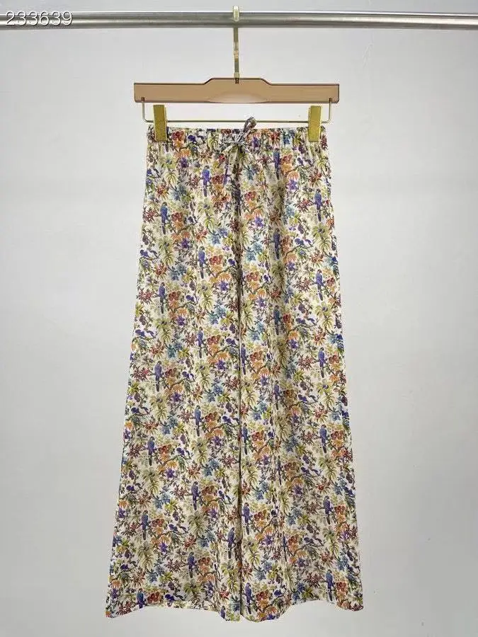 Runway 2021 New Print Elegant Wide Leg Pants Waist Elastic Trousers Ladies Casual Autumn Pants Women Streetwear
Runway 2021 New Print Elegant Wide Leg Pants Waist Elastic Trousers Ladies Casual Autumn Pants Women Streetwear