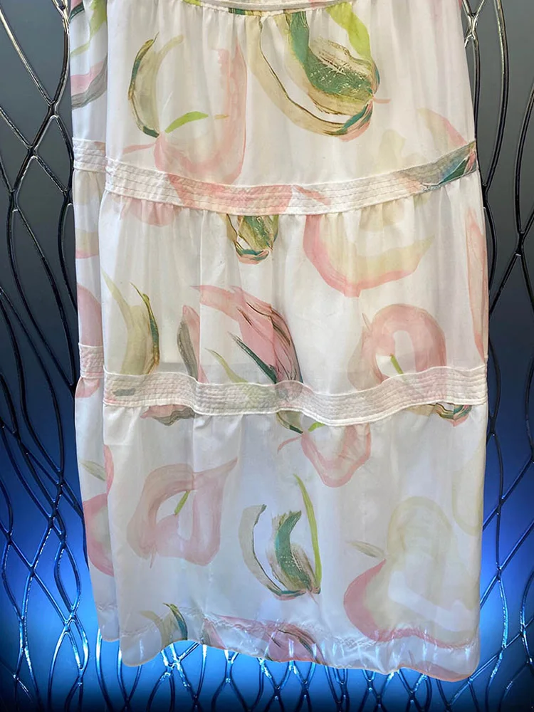 Round neck, lotus leaf sleeves, short shirt, two-piece suit, women's summer new style + high waist A-line large hem, skirt suit
Round neck, lotus leaf sleeves, short shirt, two-piece suit, women's summer new style + high waist A-line large hem, skirt suit
