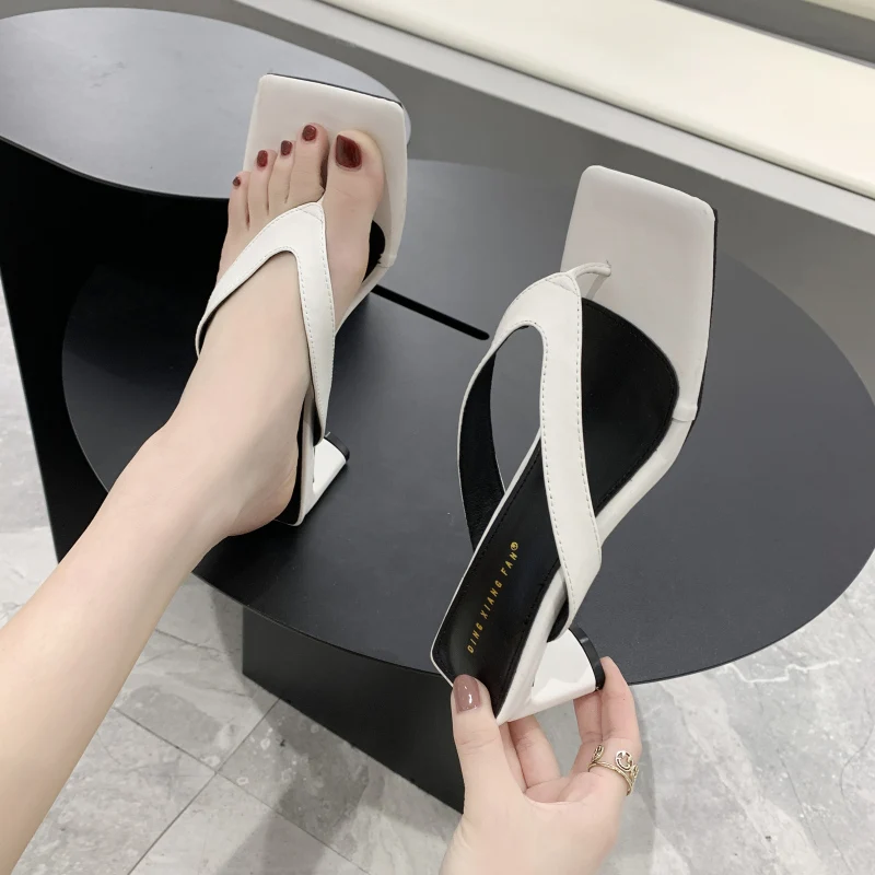 Slippers Women Summer Luxury Slides Female Shoes Square heel Med Heeled Mules Rubber Flip Flops Designer 2022 Block Soft High
Slippers Women Summer Luxury Slides Female Shoes Square heel Med Heeled Mules Rubber Flip Flops Designer 2022 Block Soft High