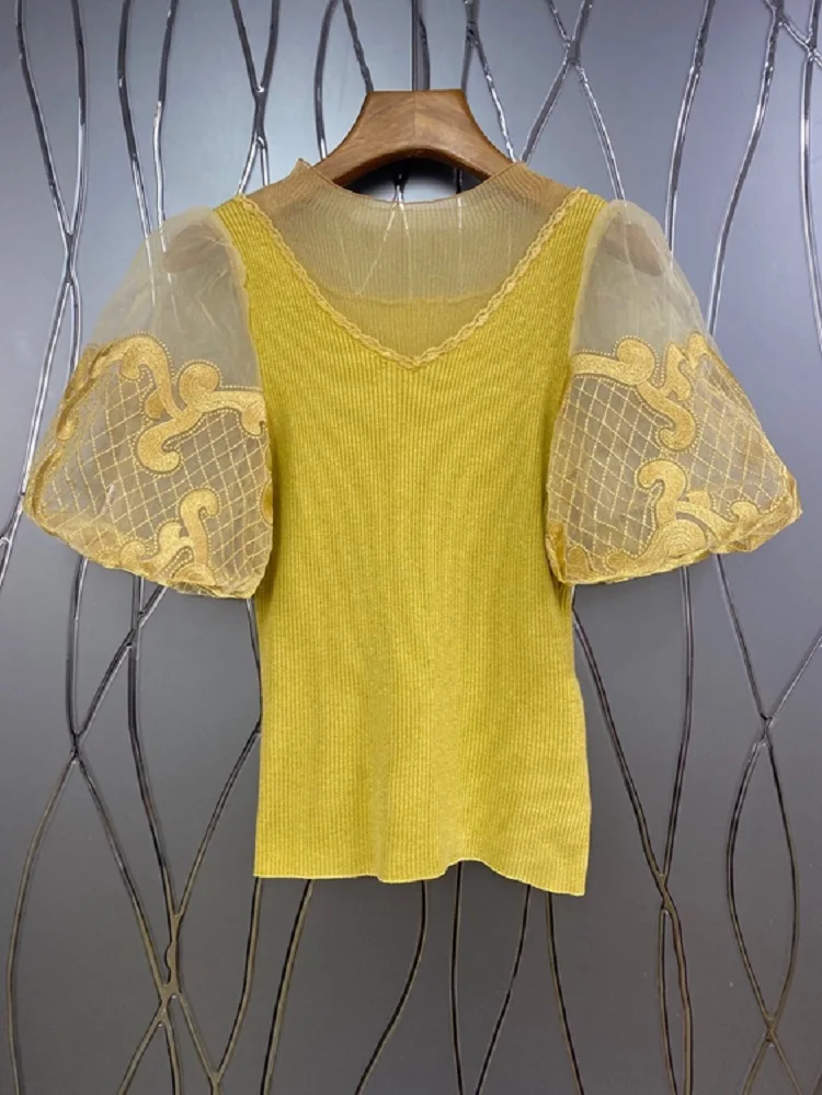 2021 Autumn Fashion Pullovers High Quality Women Sexy Tulle Mesh Embroidery Patchwork Puff Sleeve Casual Yellow Jumpers Lady
2021 Autumn Fashion Pullovers High Quality Women Sexy Tulle Mesh Embroidery Patchwork Puff Sleeve Casual Yellow Jumpers Lady
