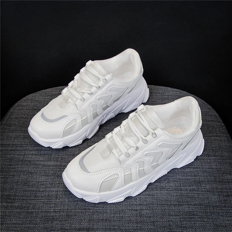 Casual shoes 2021 spring and summer new low-cut non-slip wear-resistant casual sports shoes women's laces
Casual shoes 2021 spring and summer new low-cut non-slip wear-resistant casual sports shoes women's laces