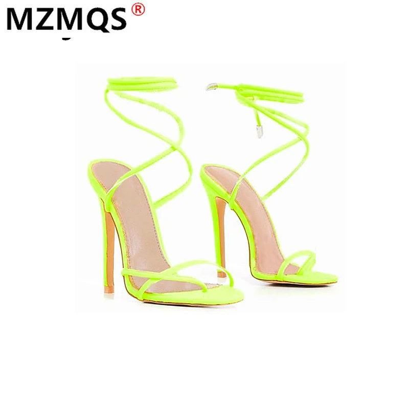 2021 Summer Women's Sandals Fashion Candy Color Ankle Strap High Heels Sandals Outdoor Light Open Toe Party Dress High Heels 
2021 Summer Women's Sandals Fashion Candy Color Ankle Strap High Heels Sandals Outdoor Light Open Toe Party Dress High Heels