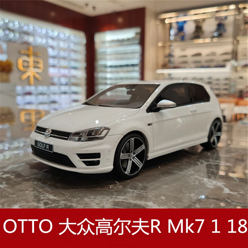OTTO модель автомобилей 1:18 Volks wagen Golf R MK7 ограниченная версия имитация полимерная модель автомобиля
OTTO модель автомобилей 1:18 Volks wagen Golf R MK7 ограниченная версия имитация полимерная модель автомобиля
