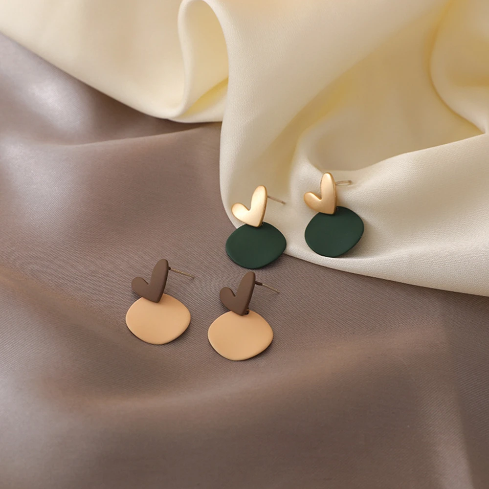 Shangzhihua New Type Beautiful Ear Nail Contrast Color Small Pure and Fresh Fair Maiden Earring Sweet Earrings South Korea Women
Shangzhihua New Type Beautiful Ear Nail Contrast Color Small Pure and Fresh Fair Maiden Earring Sweet Earrings South Korea Women