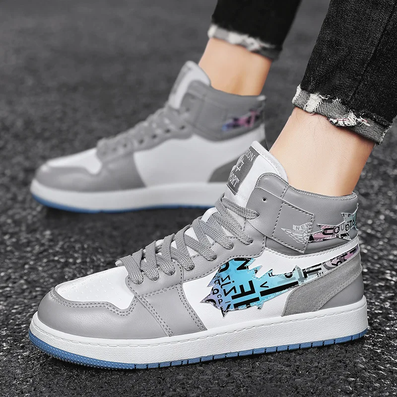 Lace Up Men Vulcanized Shoes New High Top Casual Shoes Men Autumn Leather Sneakers Male Sport Shoes
Lace Up Men Vulcanized Shoes New High Top Casual Shoes Men Autumn Leather Sneakers Male Sport Shoes