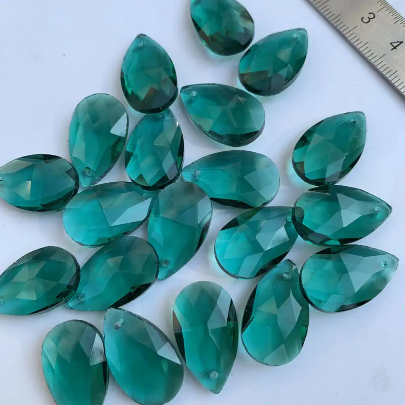 20Pc Blackish Green Facted Glass Teardrop CRYSTAL Beads 20mm DIY Chandelier Part Lamp Prisms DIY Spacer Connector
20Pc Blackish Green Facted Glass Teardrop CRYSTAL Beads 20mm DIY Chandelier Part Lamp Prisms DIY Spacer Connector