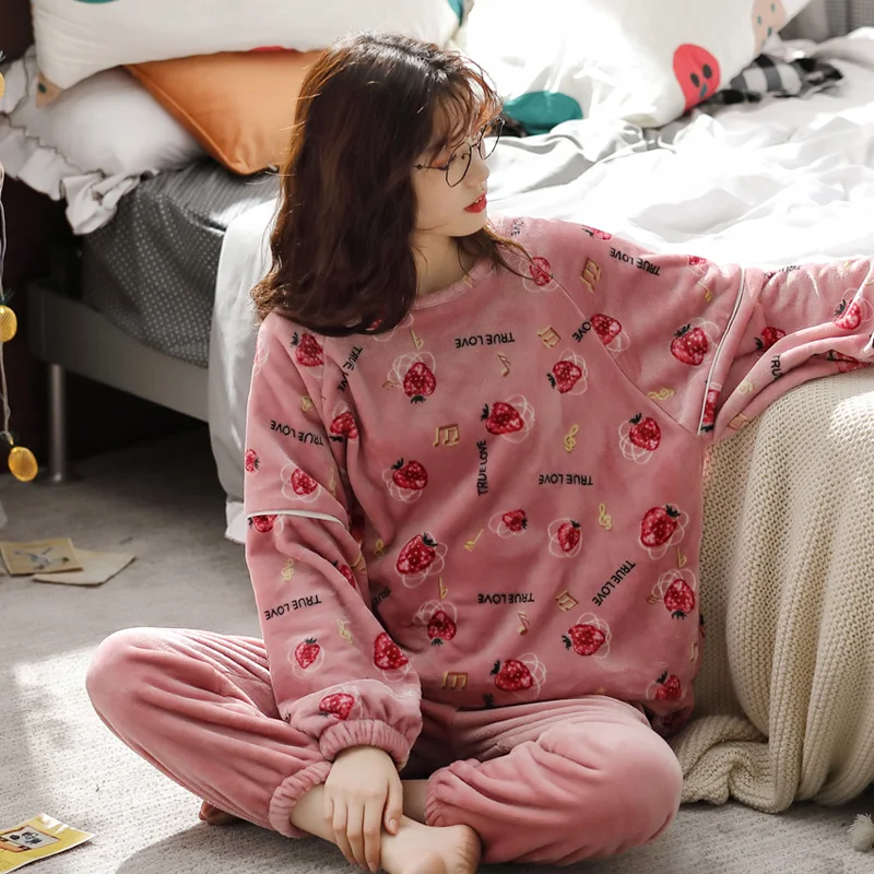 Winter Women Pajama Sets Female Flannel Round Neck Cute Cartoon Fruit Home Service Winter Warm Comfortable Suit
Winter Women Pajama Sets Female Flannel Round Neck Cute Cartoon Fruit Home Service Winter Warm Comfortable Suit