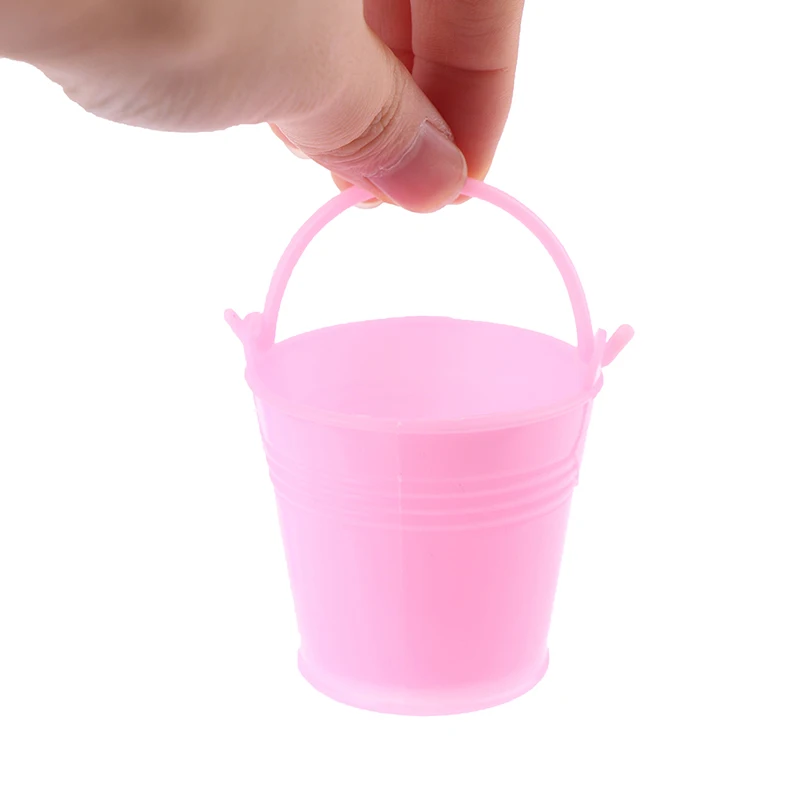 1/12 1/6 Dollhouse Miniature Plastic Water Bucket Model Kitchen Pretend Play Toy Dollhouse Accessories
1/12 1/6 Dollhouse Miniature Plastic Water Bucket Model Kitchen Pretend Play Toy Dollhouse Accessories