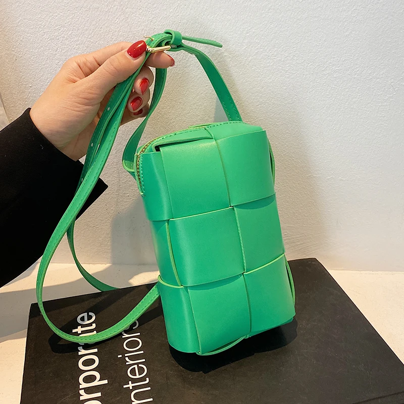 Small Weave Women Shoulder Bags Soft Pu Leather Crossbody Bag Ladies Mini Square Chest Bags Summer Green Messenger Bag Waist Bag
Small Weave Women Shoulder Bags Soft Pu Leather Crossbody Bag Ladies Mini Square Chest Bags Summer Green Messenger Bag Waist Bag
